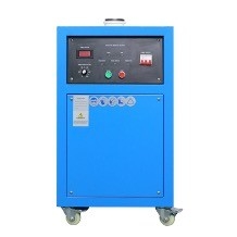 4-6Kg χρυσός εξοπλισμός 380V λειώνοντας φούρνων επαγωγής ικανότητας τριφασικός